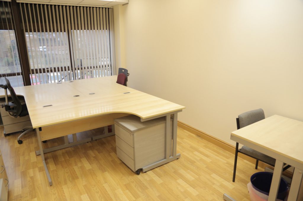 Picture 7 - office 5